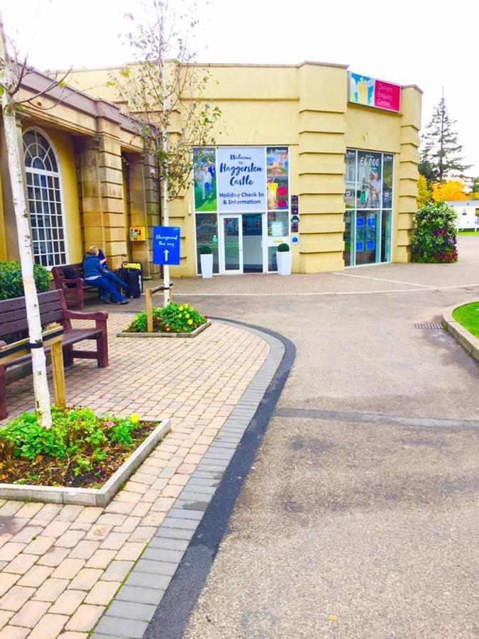 Haven Haggerston Castle Caravan Hire Cheswick  Eksteriør billede